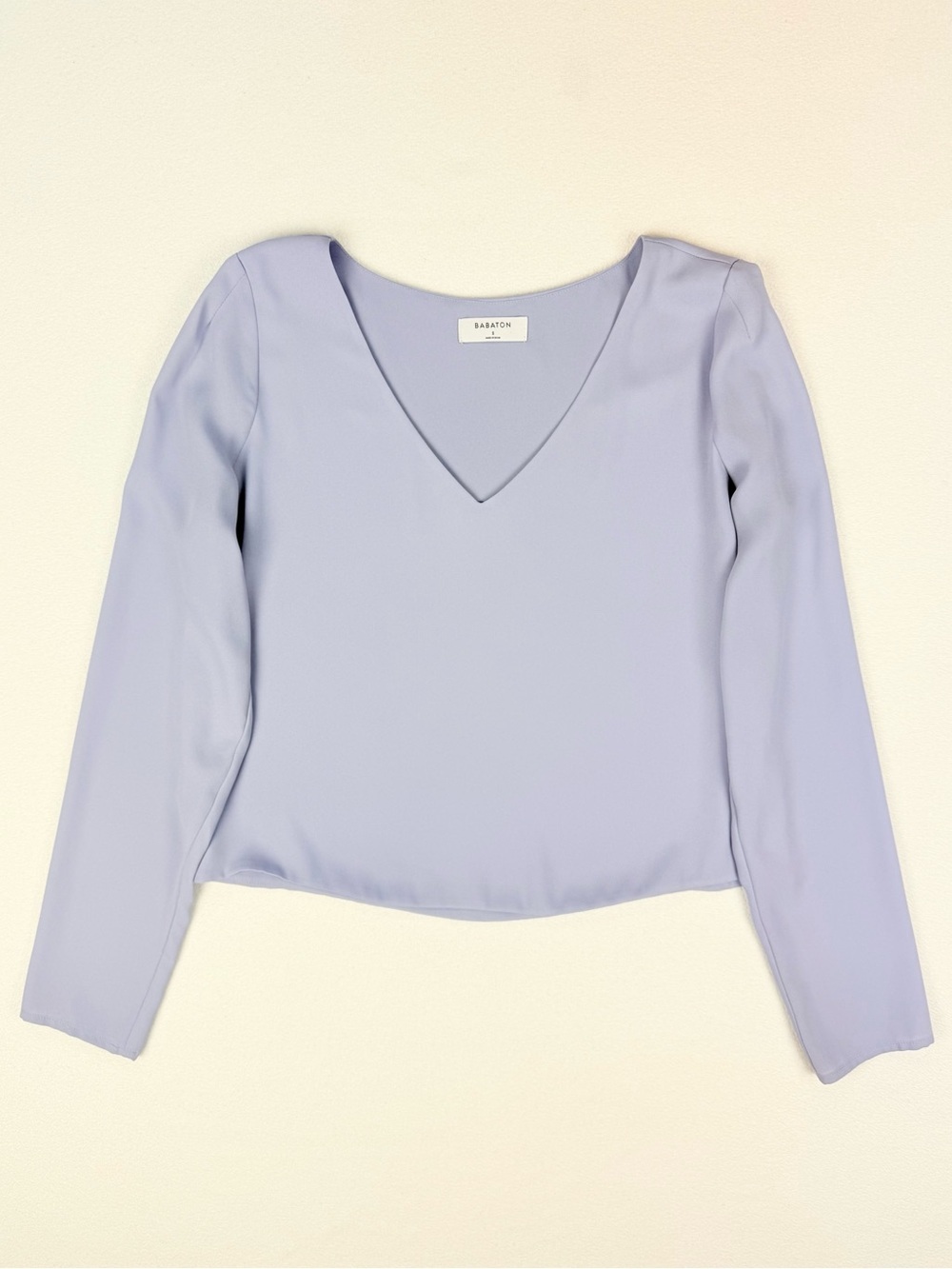 Aritzia Babaton Murphy Blouse Lilac Lavender Minimalist Long Sleeve V Neck